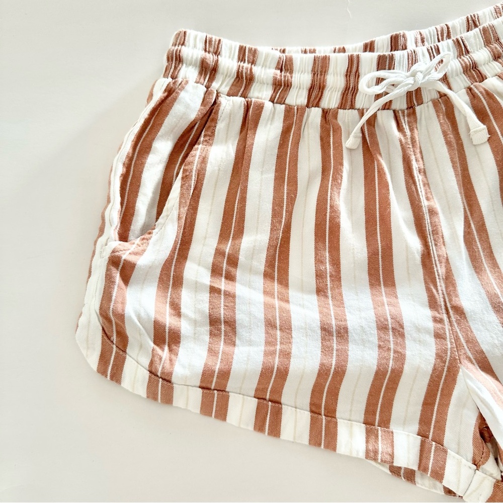 | billabong • road trippin light brown striped short • small | - Picture 13 of 13
